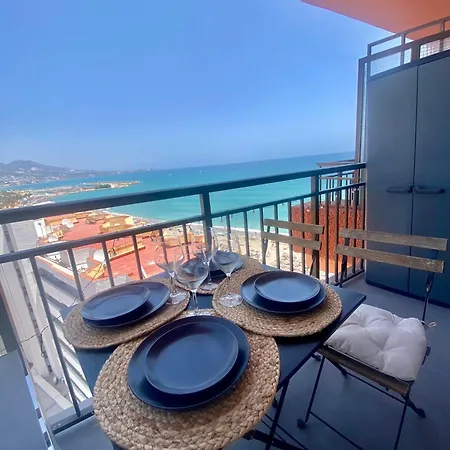 Moderno En Primera Línea De Playa * Fuengirola