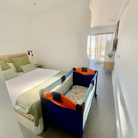Moderno En Primera Linea De Playa Apartment