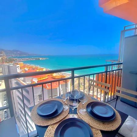 Moderno En Primera Linea De Playa Fuengirola