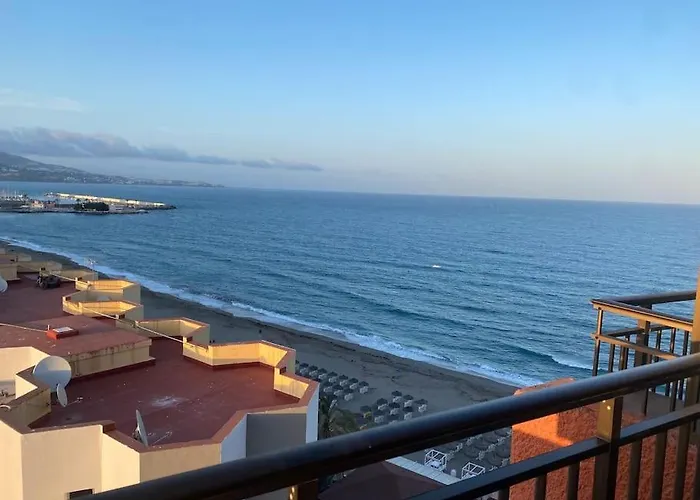 Moderno En Primera Linea De Playa *