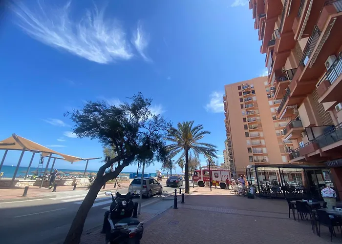 Moderno En Primera Linea De Playa Apartment Fuengirola