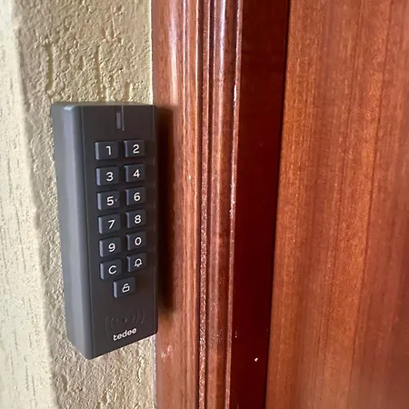 Apartamento Moderno En Primera Línea De Playa *